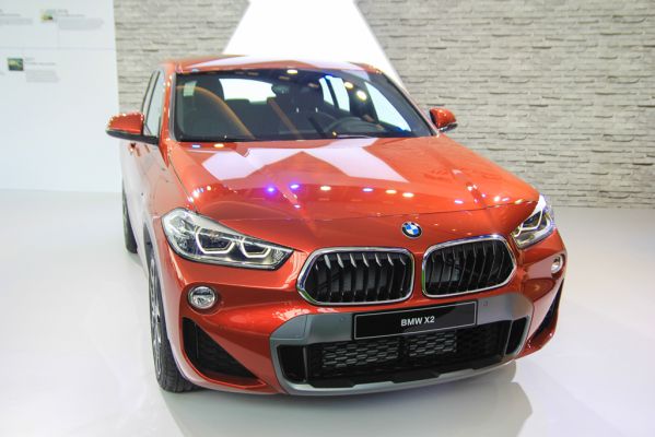 BMW X2